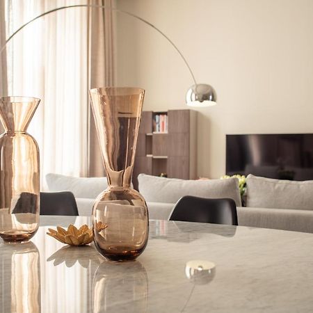 Sant'Ambrogio Luxury Apartment R&R Милано Екстериор снимка