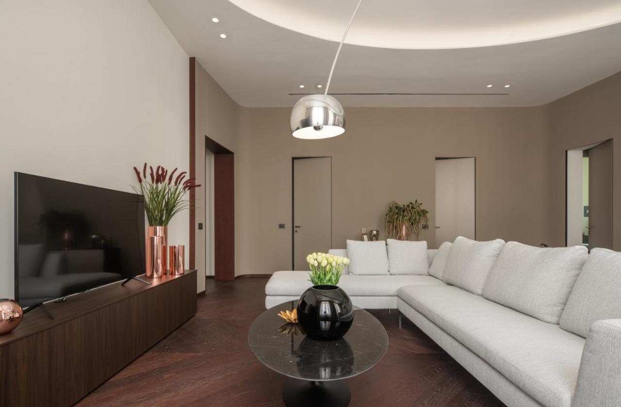 Sant'Ambrogio Luxury Apartment R&R Милано Екстериор снимка