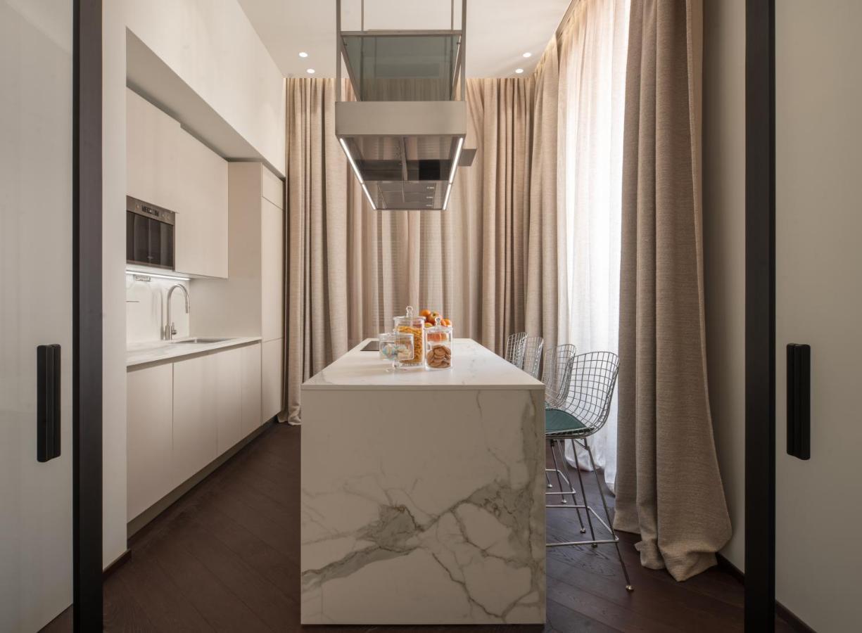 Sant'Ambrogio Luxury Apartment R&R Милано Екстериор снимка